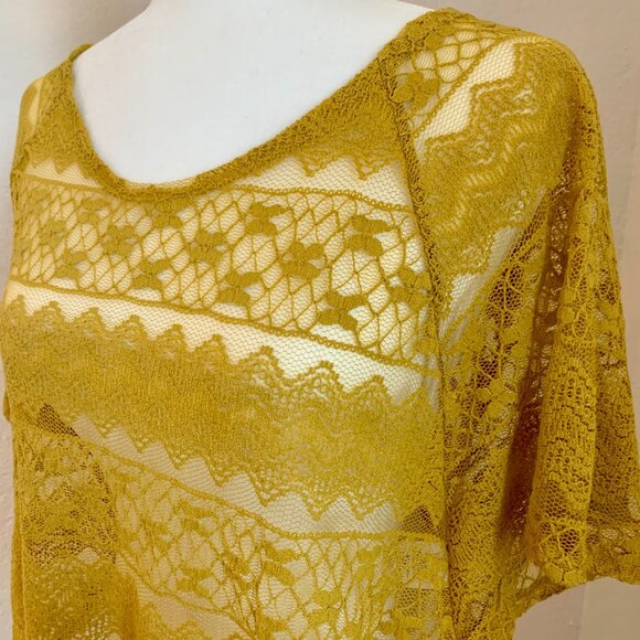 LOLA Mustard Yellow Lace Cropped Dolman Short Sleeve Top L - Picture 5 of 6